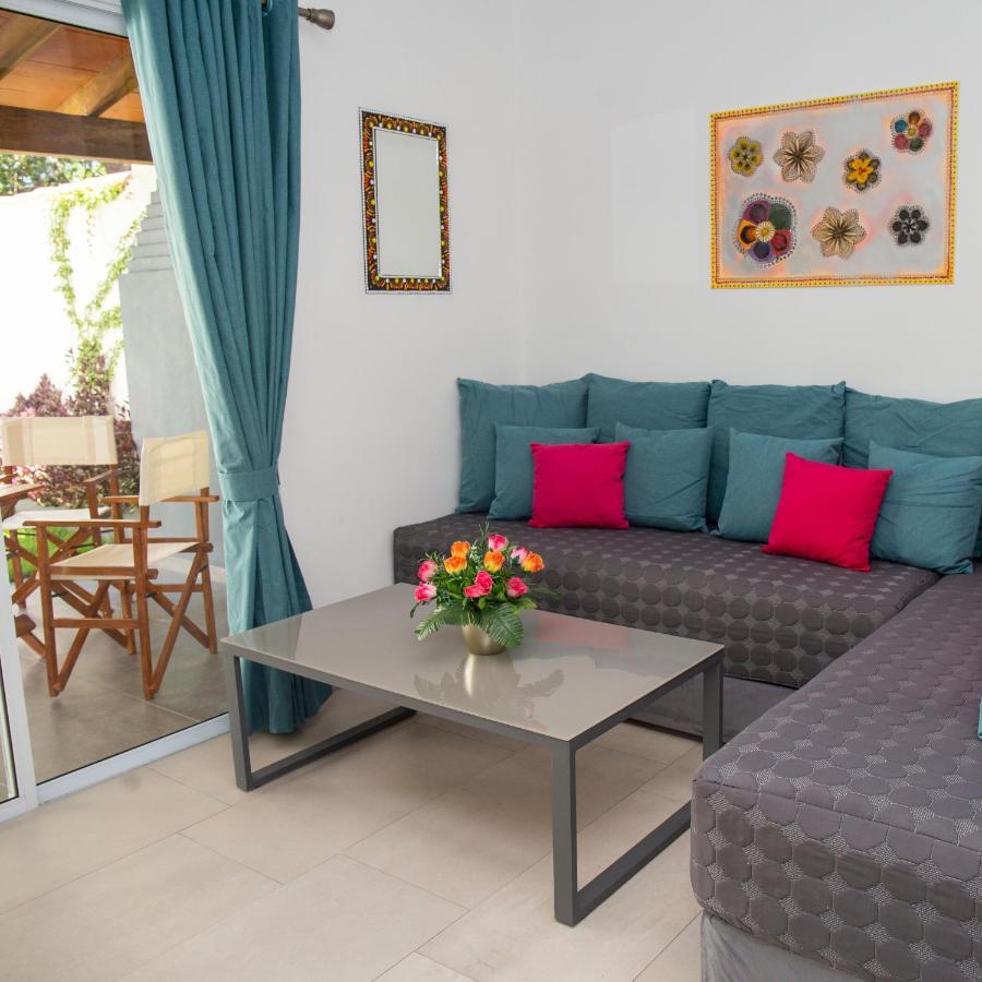 Hotel Oasis-Dream Holidays - La Petite France San Bernardino Exterior foto